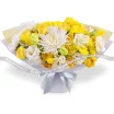Солнечный остров - букет с желтыми кустовыми розами и хризантемой 3